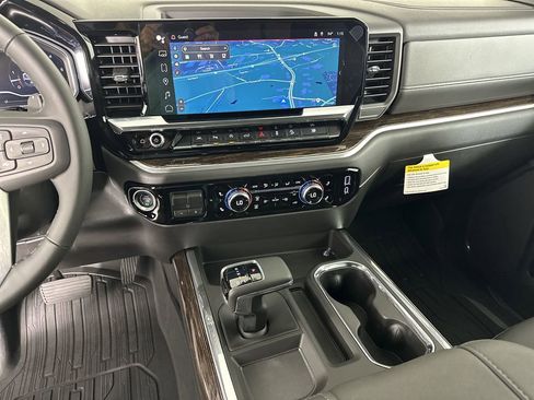 New 2025 GMC Sierra 1500 Elevation w/ Elevation Premium Package image 27