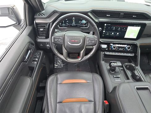 Used 2022 GMC Sierra 1500 AT4 w/ AT4 Premium Package image 25