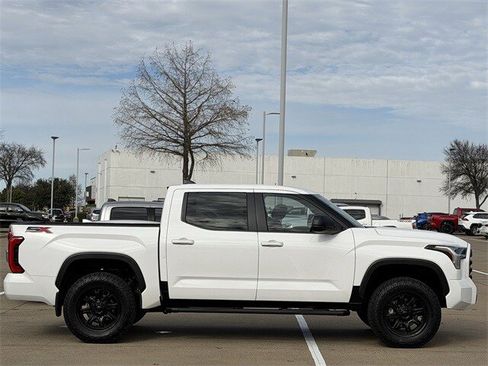 Used 2025 Toyota Tundra SR5 image 3