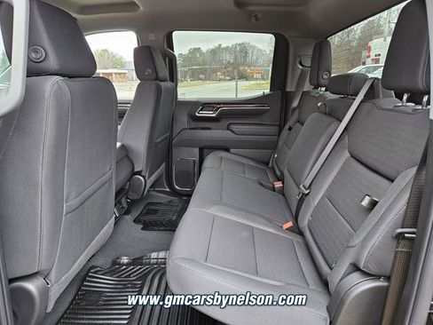 New 2026 GMC Sierra 1500 Elevation image 6