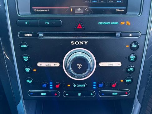 Used 2016 Ford Explorer Limited w/ Class II Trailer Tow Package image 21