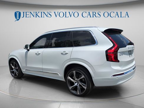 New 2025 Volvo XC90 B6 Ultra w/ Lounge Package image 5