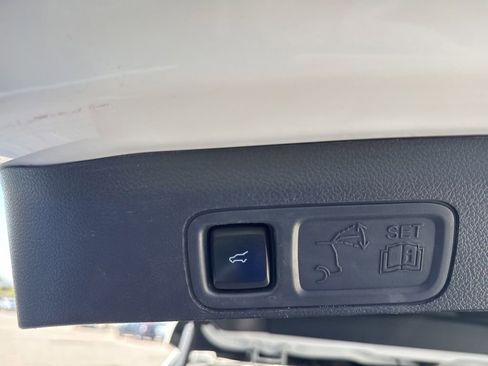 Used 2024 Ford Expedition Max Limited AWD/4WD image 24