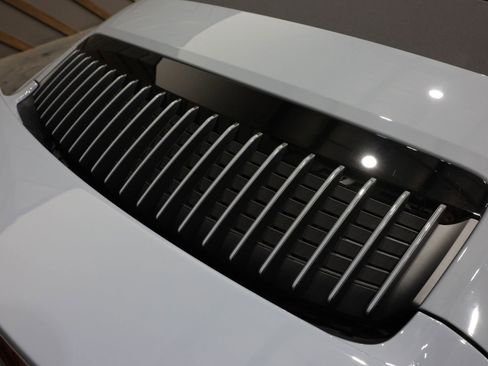 Used 2025 Porsche 911 Turbo S image 67