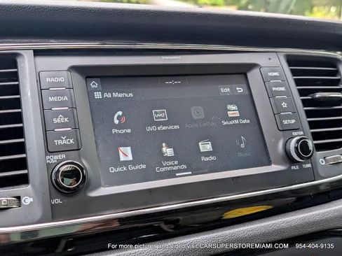 Used 2021 Kia Sedona EX w/ EX Premium Package image 50