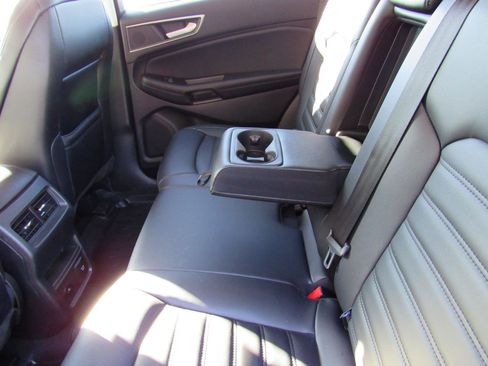 Used 2024 Ford Edge SEL w/ Convenience Package AWD/4WD image 32