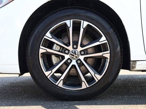 Used 2025 Volkswagen Jetta Sport FWD image 8