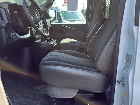 Used 2020 GMC Savana 2500 w/ Driver Convenience Package RWD image 10