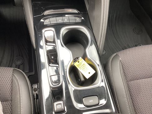 Used 2022 Buick Envision Preferred w/ Safety Package FWD image 19
