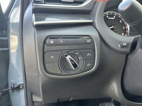 Certified 2023 INFINITI QX50 Sport image 17