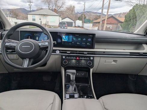 Used 2025 Hyundai Tucson SEL image 7