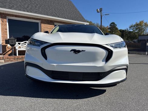 Used 2023 Ford Mustang Mach-E Premium image 7