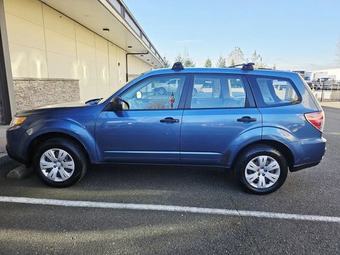 Used 2010 Subaru Forester 2.5X image 2