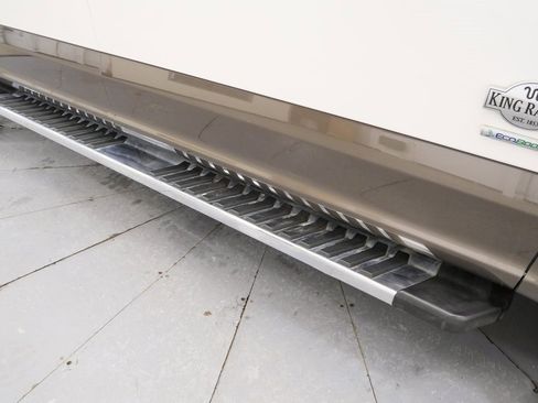 Used 2017 Ford F150 King Ranch w/ Equipment Group 601A Luxury image 40