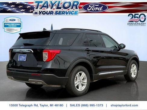 Certified 2024 Ford Explorer XLT w/ Equipment Group 202A AWD/4WD image 4