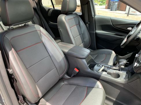 Used 2023 Chevrolet Equinox RS w/ RS Leather Package FWD image 35