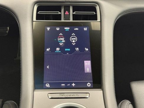 New 2025 Porsche Taycan image 15