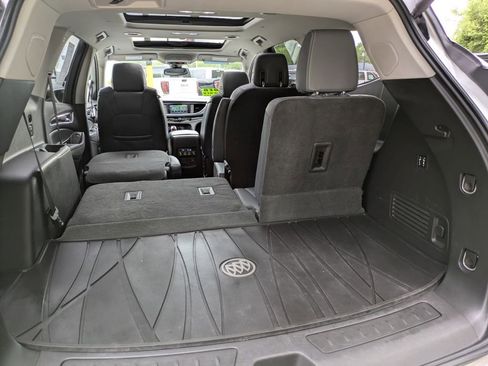 Used 2018 Buick Enclave Premium w/ Trailering Package AWD/4WD image 33