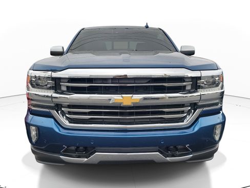 Used 2017 Chevrolet Silverado 1500 High Country image 2