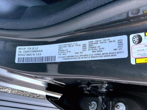 Used 2022 RAM 1500 Limited w/ Body Color Bumper Group image 27