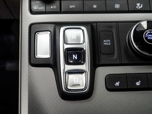 Used 2024 Hyundai Palisade Limited image 20