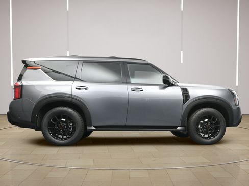 Certified 2025 Nissan Armada PRO-4X AWD/4WD image 25