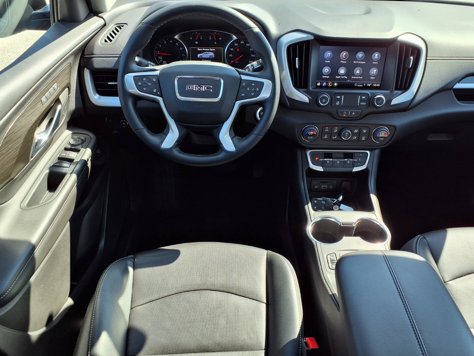 Used 2024 GMC Terrain SLT FWD image 2