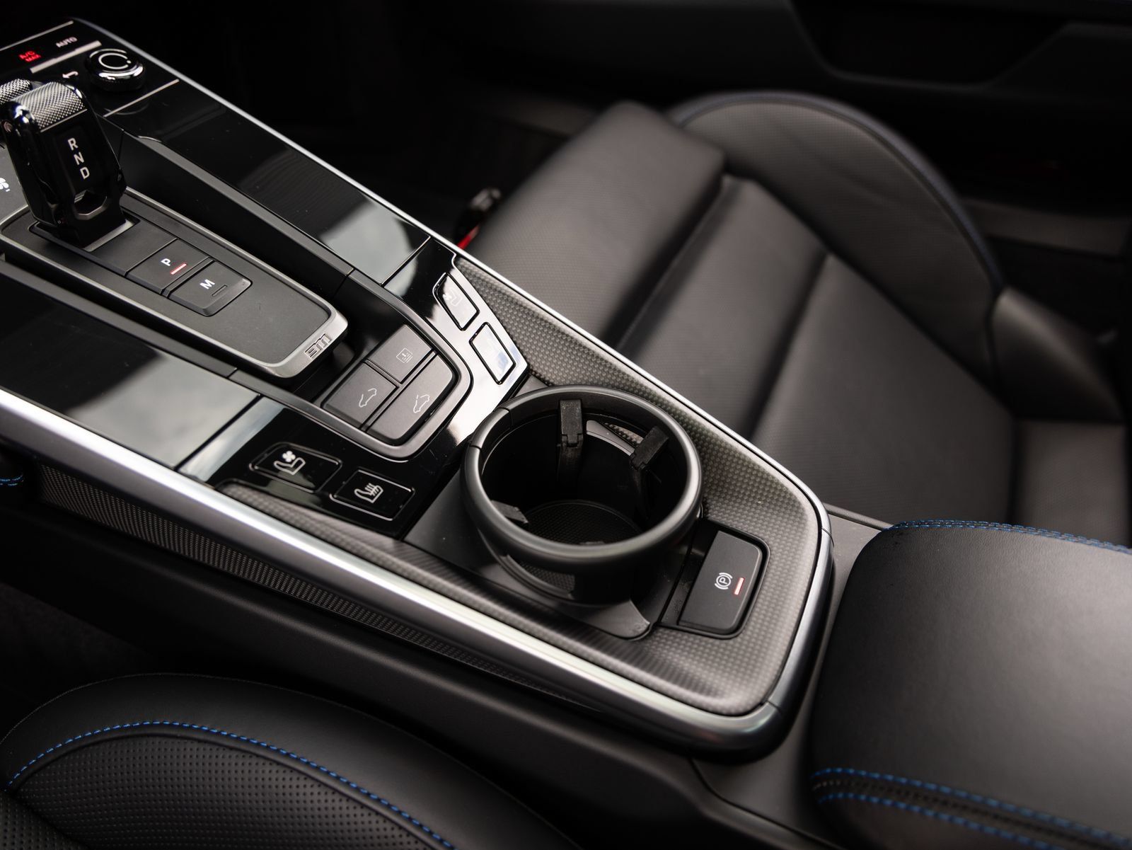 Certified 2022 Porsche 911 Turbo S AWD/4WD image 19