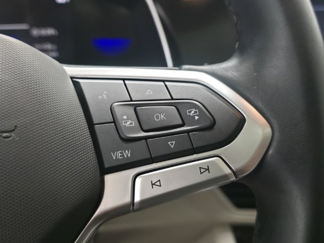 Certified 2023 Volkswagen Jetta SE FWD image 13
