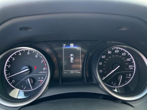 Used 2024 Toyota Camry SE image 26