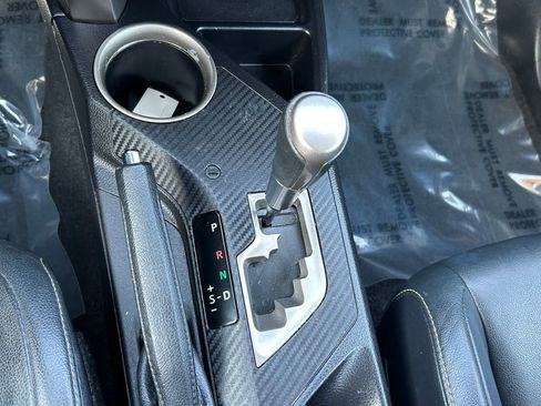 Used 2013 Toyota RAV4 Limited image 26