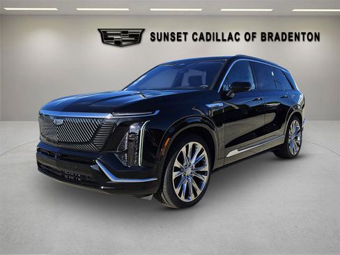 New 2026 Cadillac Vistiq Premium Luxury w/ LPO, Floor Liner Package image 3