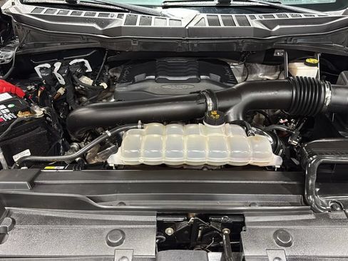 Used 2021 Ford F150 Lariat w/ Equipment Group 502A High AWD/4WD image 39