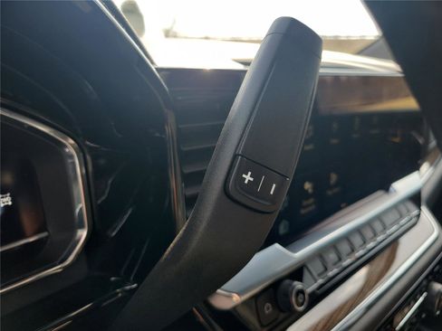 Used 2023 Chevrolet Silverado 1500 LT image 29