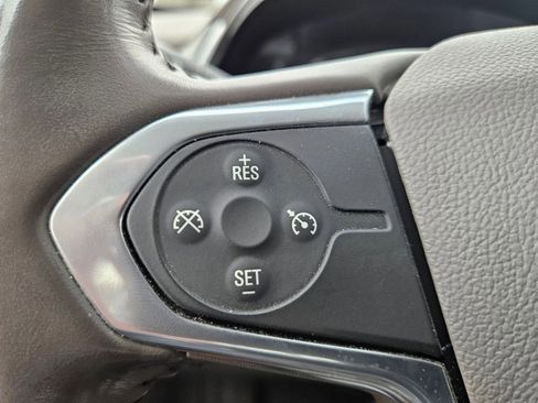 Used 2021 Chevrolet Traverse LT w/ LT Premium Package image 13