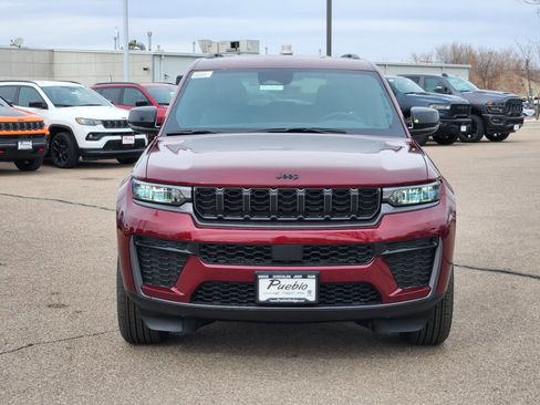 New 2026 Jeep Grand Cherokee Altitude AWD/4WD image 6