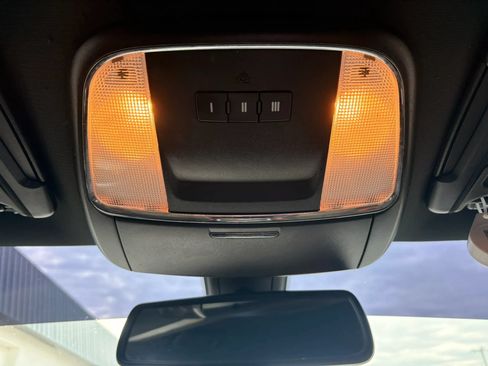 Used 2019 Dodge Charger Scat Pack RWD image 21