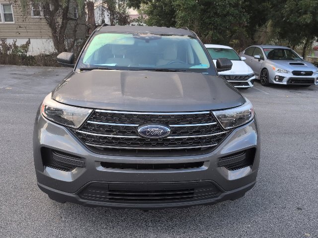 Used 2022 Ford Explorer XLT RWD image 2