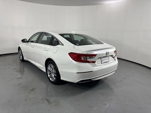 Used 2018 Honda Accord LX image 30