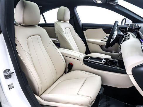 New 2026 Mercedes-Benz CLA 250 image 7