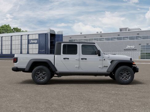 New 2026 Jeep Gladiator Sport AWD/4WD image 21