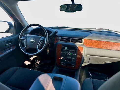 Used 2008 Chevrolet Avalanche LT image 16