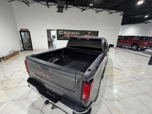 Used 2021 GMC Sierra 1500 SLT RWD image 12