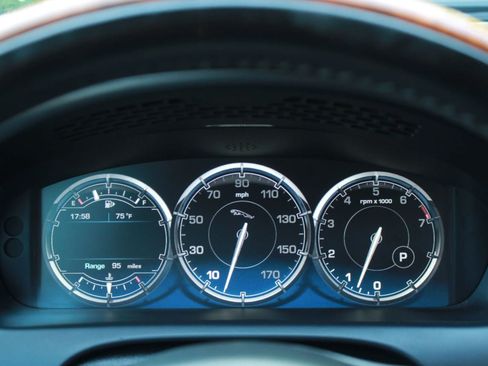 Used 2012 Jaguar XJ RWD image 12