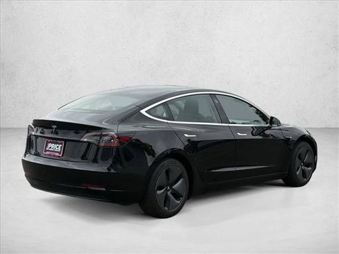 Used 2019 Tesla Model 3 Standard Range Plus RWD image 5
