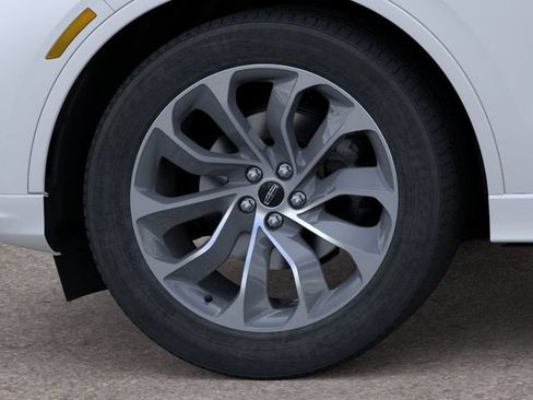 New 2026 Lincoln Aviator 2WD image 19