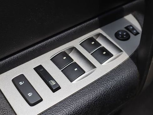 Used 2009 GMC Sierra 2500 SLE w/ Convenience Package AWD/4WD image 19