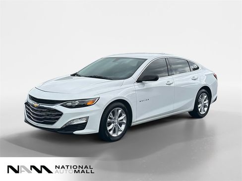 Used 2020 Chevrolet Malibu LT image 1