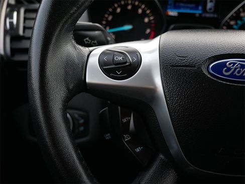 Used 2016 Ford Escape Titanium image 18