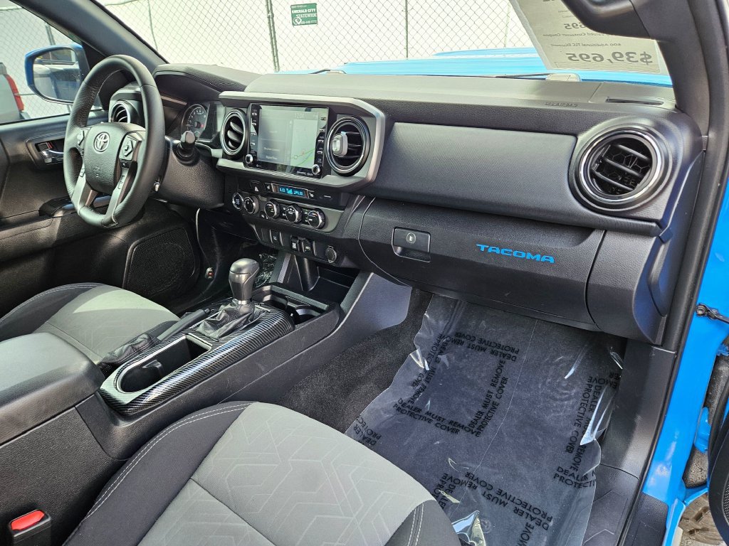 Used 2021 Toyota Tacoma 4x4 Double Cab image 12